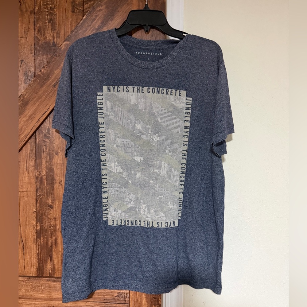 Aeropostale Vintage Men Gray New York City Concert Jungle Graphic Tee Size Large